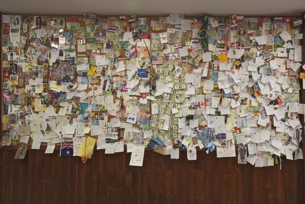 Hostal-Bar Restaurante "La Fuente" Rabé de las Calzadas Dış mekan fotoğraf